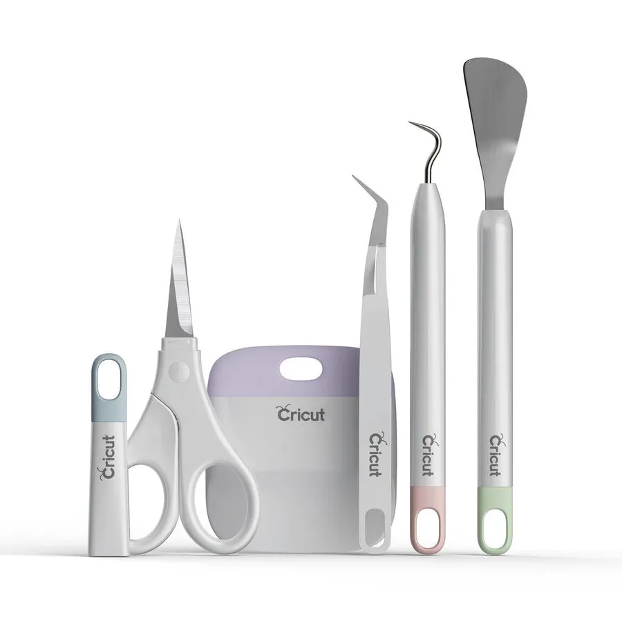 Cricut Maker 3 Essential Bundle