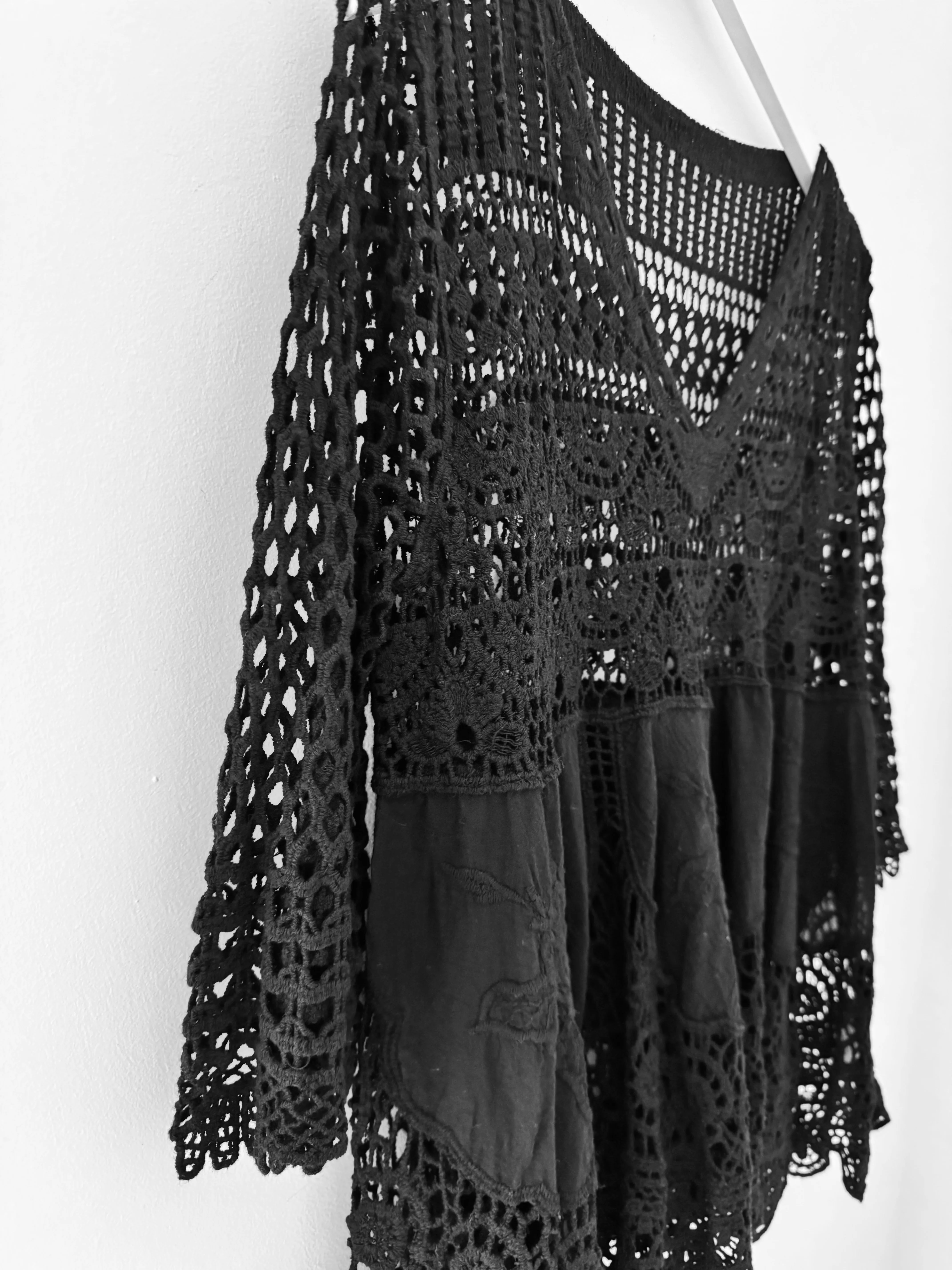 Crochet V Neck Top in Black