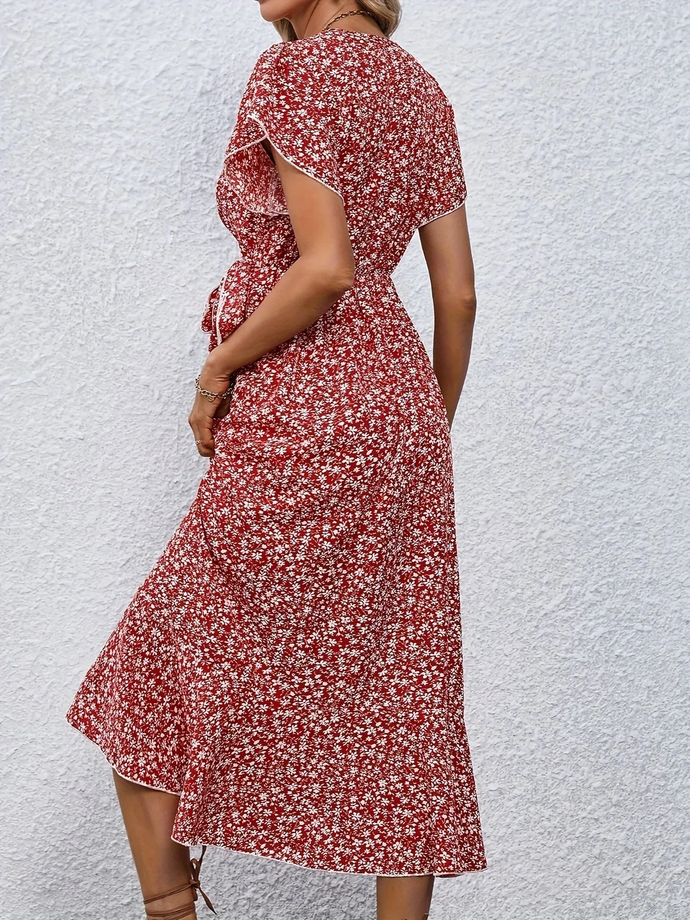 Indie - Small Floral Lace-Up Dress