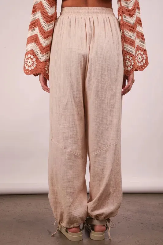 VERY J Wide Leg Gauze Solid Pants In Natural