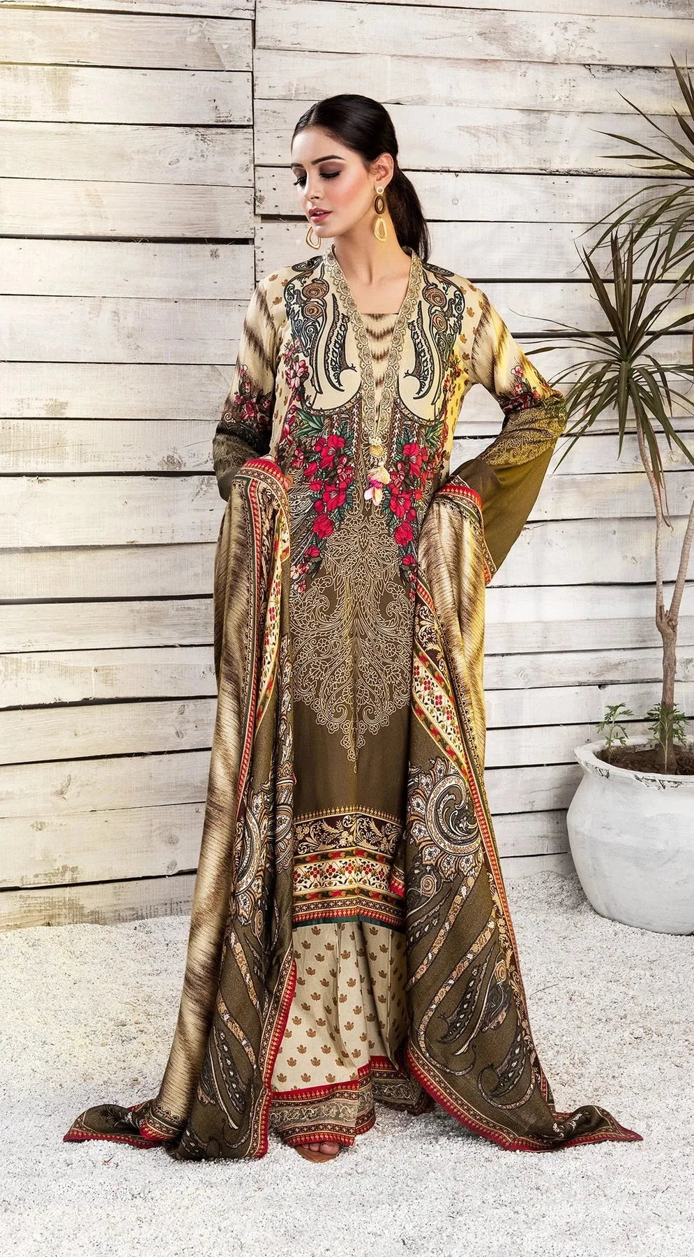 Winter Ready to Wear 3 Pcs Embroidered Dress of Anaya by Kiran Chaudhry  01